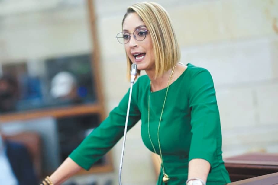 Del comienzo a las conclusiones, así fue el presunto plagio de Jennifer Arias