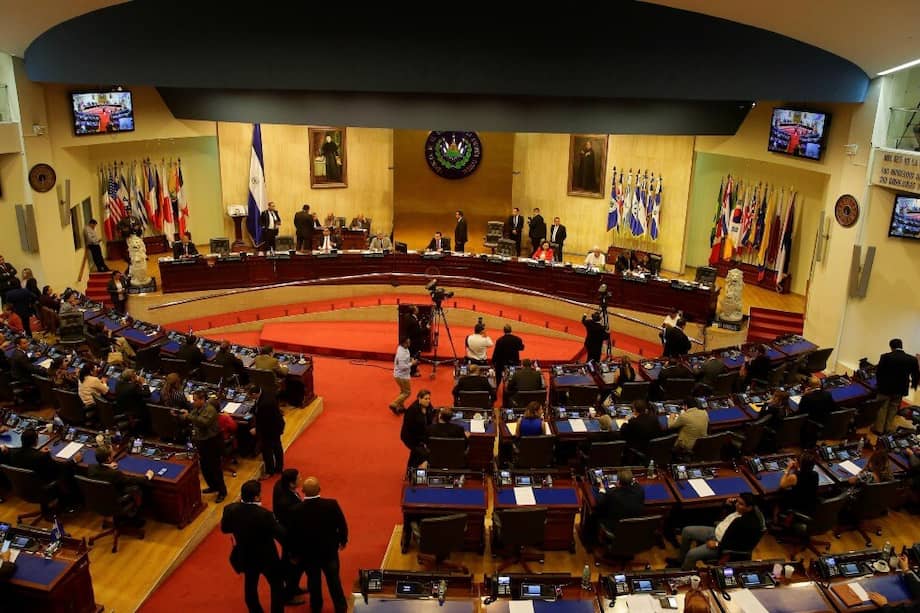 La Corte Suprema de El Salvador ordenó a Bukele no volver a utilizar al ejército para este tipo de situaciones. / EFE