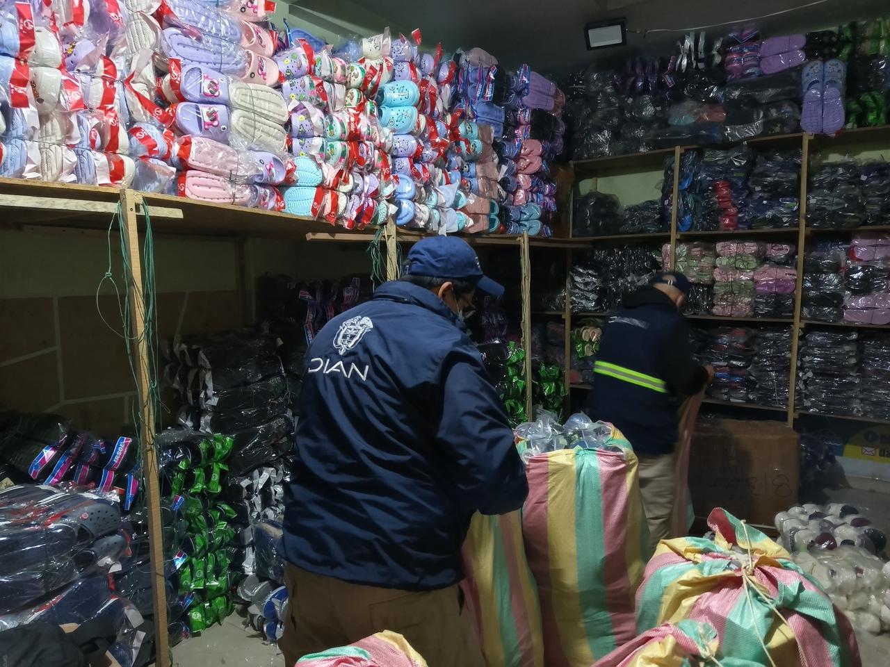 Las mercancías que no tenían legalización fueron aprehendidas.