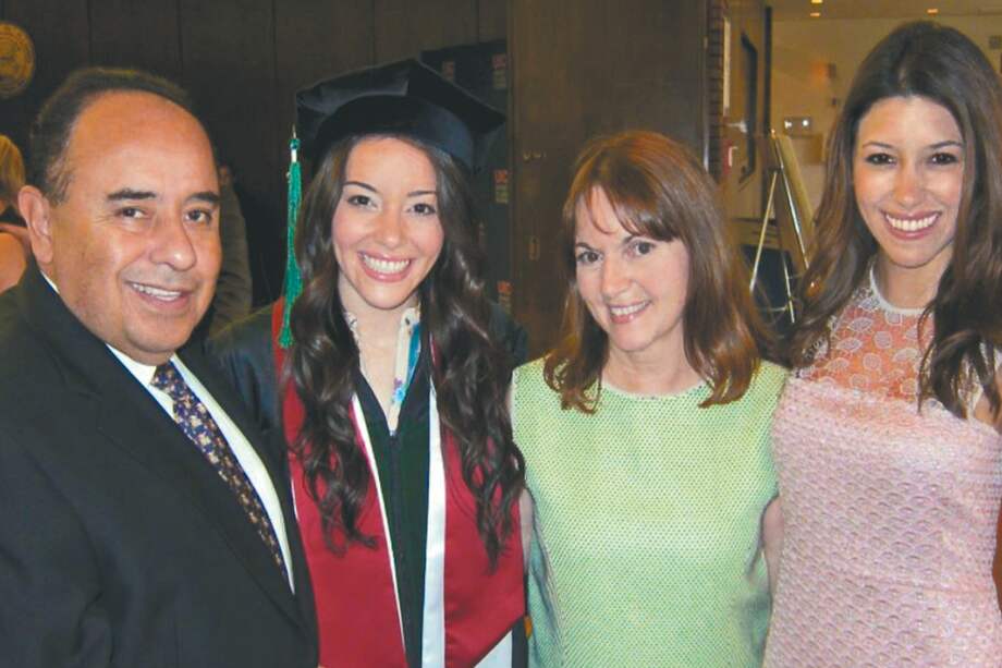 La familia Vásquez Puentes. La abogada Camille a la derecha.