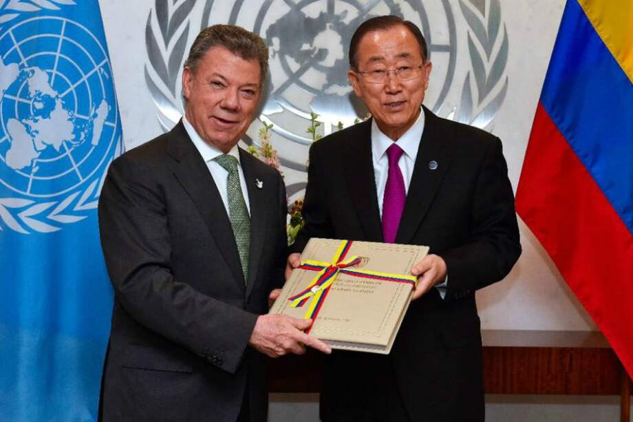 El presidente Juan Manuel Santos entregó a la ONU, en septiembre de 2016, una copia del Acuerdo Final de Paz con las Farc. / Archivo