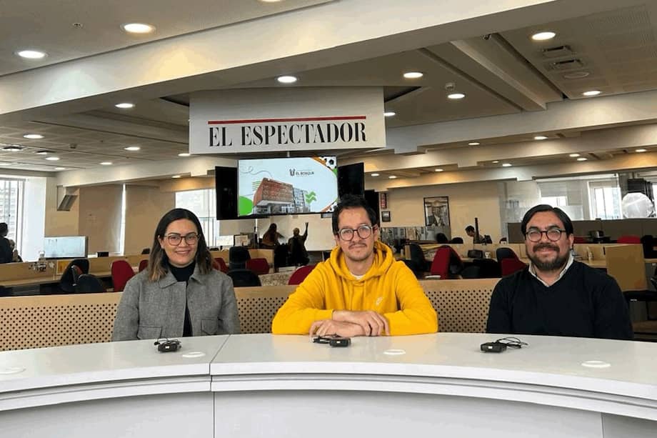 Karolina Baquero Puerta, Andrés Peña Galindo y Felipe Higuera-Angulo durante el conversatorio.