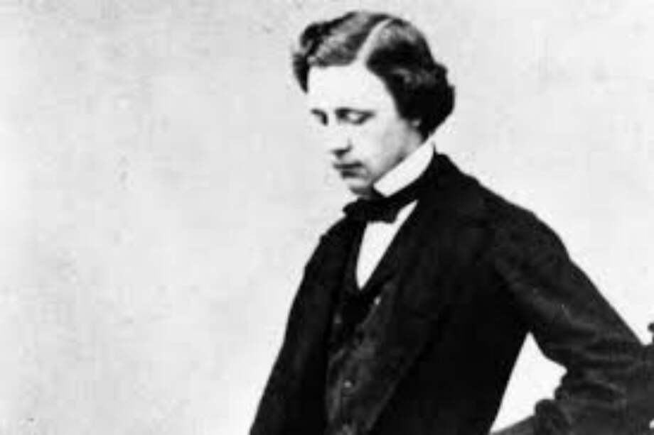 Lewis Carroll, protagonista de Los crímenes de Alicia, novela de Guillermo Martínez, ganadora del Premio Nadal de novela. / Cortesía