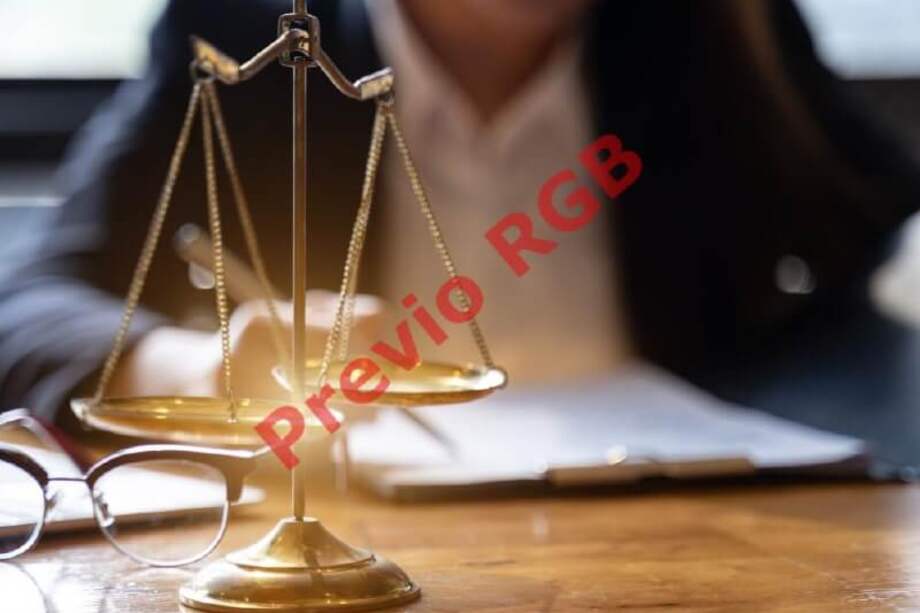 Un abogado especializado es una plataforma que le permite al cliente tomar decisiones informadas. / Getty Images.