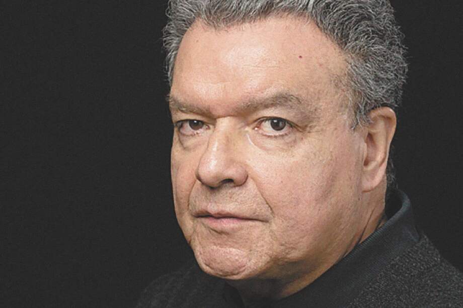 Freddy Téllez, nacido el 22 de abril de 1946 en Bogotá, en una imagen pública de la Biblioteca Cantonal y Universitaria de Lausana, Suiza, captada en 2016.