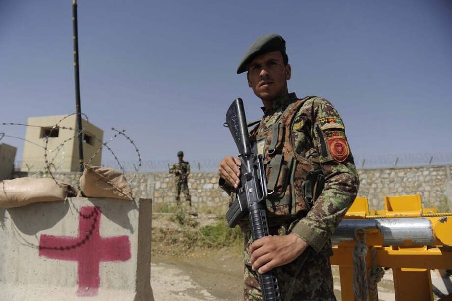 General de alto rango de EE.UU. habría muerto en ataque en Afganistán
