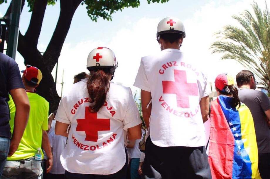 La FICR entregó recientemente más de 40 toneladas de asistencia, principalmente equipos de protección para personal médico y kits de higiene. / Cortesía Cruz Roja