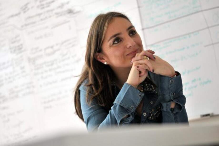 La abogada colombiana Nathalie Lozano representa a cientos de mujeres ante el tribunal francés.