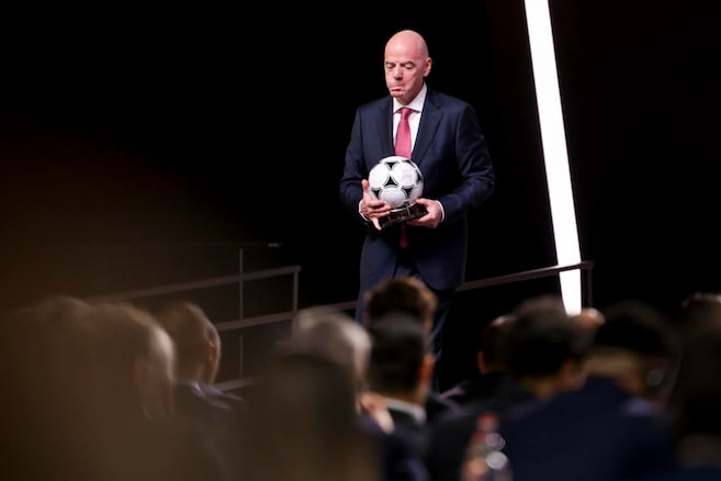 Infantino, el ángel negro del fútbol
