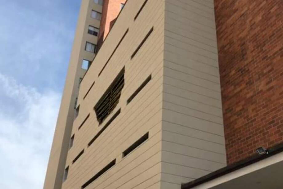 Así quedó el muro del parqueadero. / Cortesía