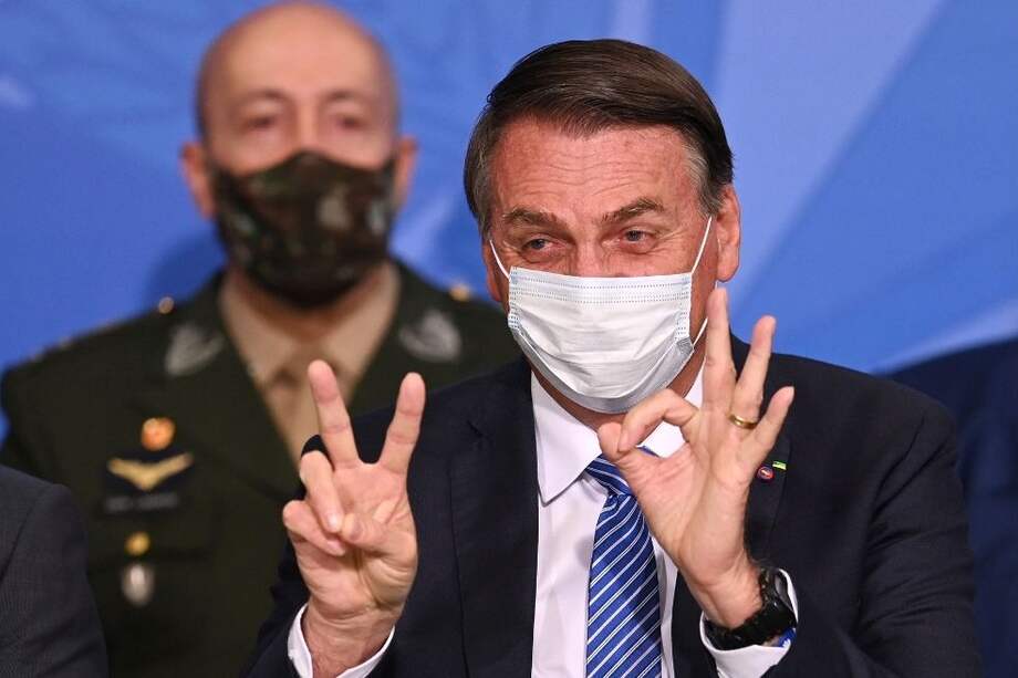 El presidente de Brasil, Jair Bolsonaro, dice que el sistema de voto electrónico se presta para "fraude", pero no ha presentado pruebas de ello.