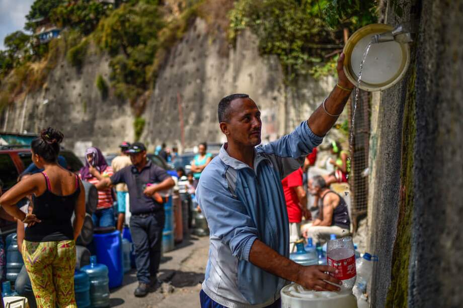 Este año se han registrado varios apagones masivos en Venezuela. En lo que va de año, este del lunes 22 de julio, es el quinto corte de energía general. / AFP