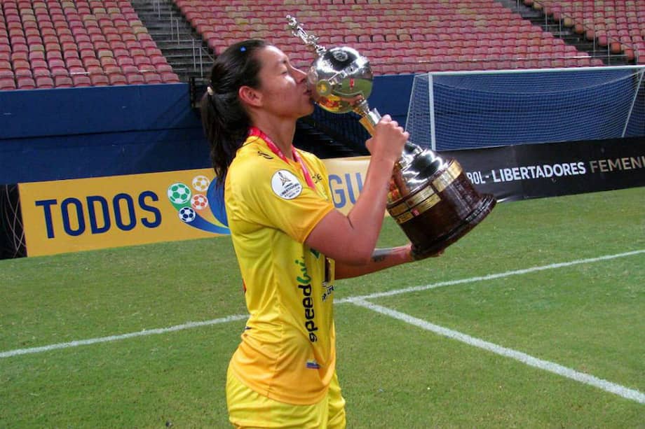 Yoreli Rincón, mediocampista del Atlético Huila Femenino.