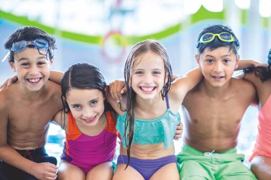 Natación, uno de los deportes que más eligen los niños. / Getty Images