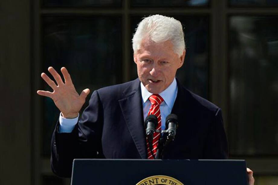 Bill Clinton logra récord en Twitter