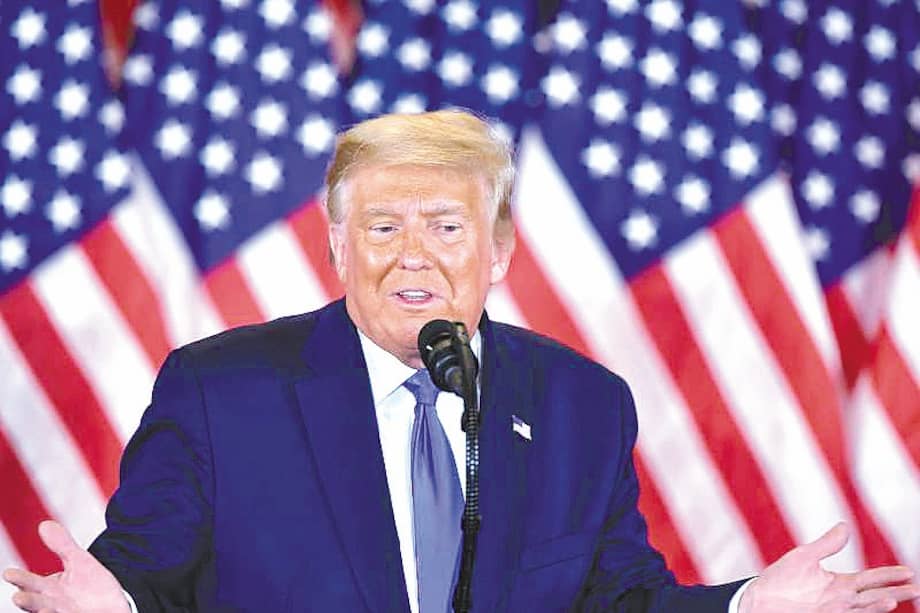 El presidente de EE. UU., Donald Trump, insiste en llevar a las cortes el resultado electoral, a pesar de los reveses que ha sufrido. / AFP