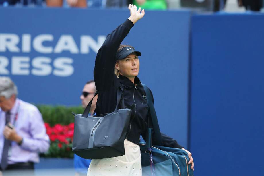 María Sharapova se despide del US Open. / AFP