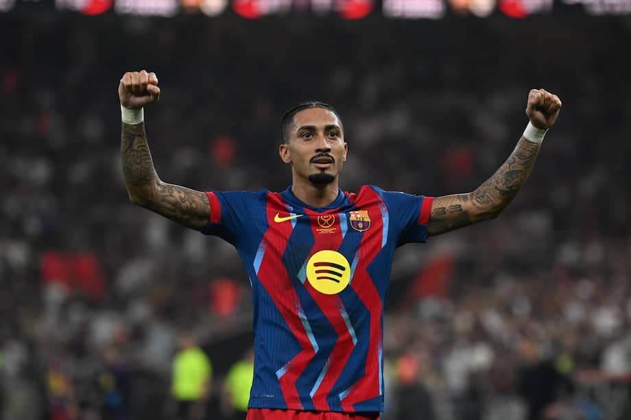 Jeddah (Saudi Arabia), 11/01/2026.- Barcelona's Raphinha celebrates after scoring the 1-0 goal during the Barcelona llega al Clásico con 11 puntos de ventaja sobre Real Madrid y la posibilidad de asegurar el título de LaLiga en el Camp Nou.