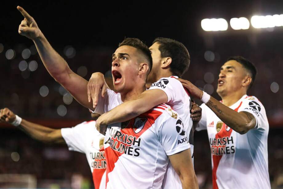 Rafael Santos Borré puso en ventaja a River sobre Boca. / EFE