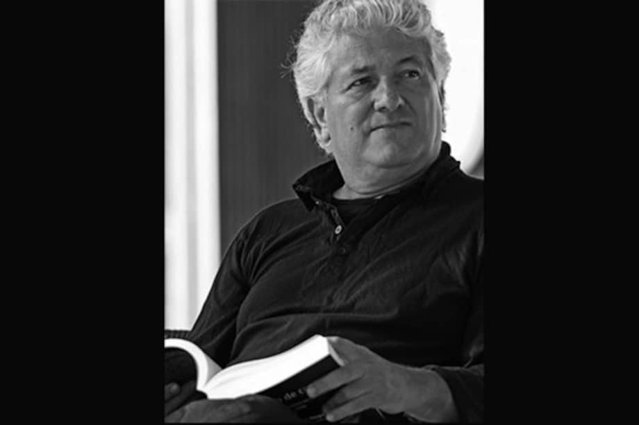 Juan José Hoyos: el periodista y el literato