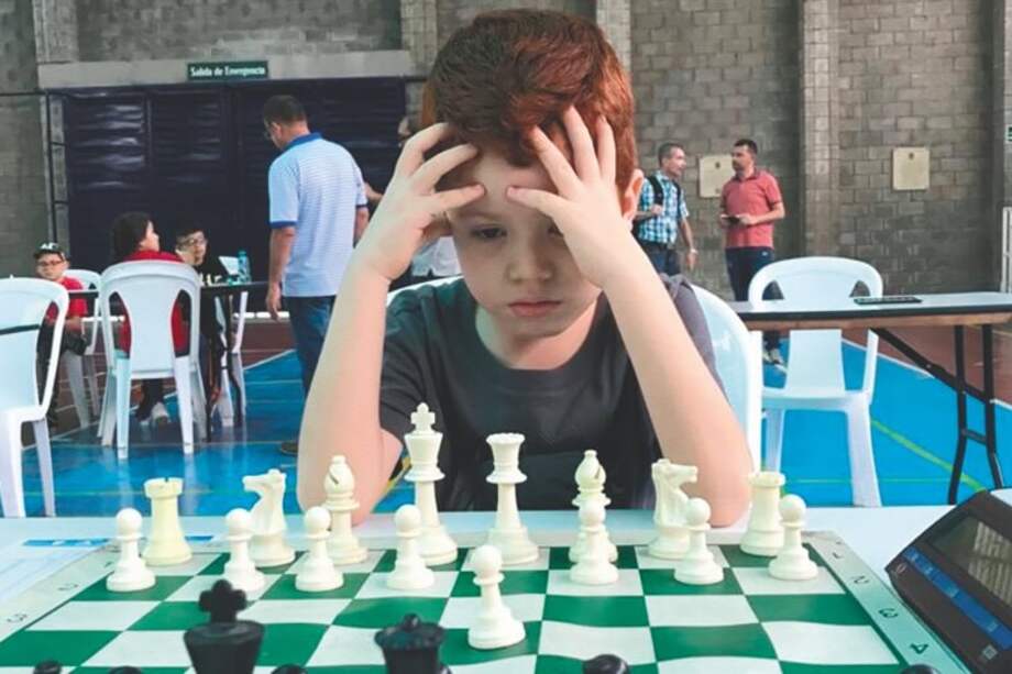 En la Biblioteca Departamental de Cali dio el salto para jugar en la Liga del Valle del Cauca. / Cortesía: Octavio Ramírez