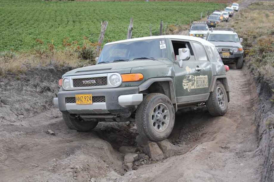 Las FJ de Toyota se pusieron a prueba.