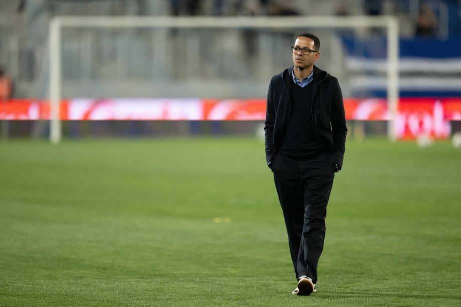 El estratega inglés será el encargado de asumir las riendas del equipo londinense tras la destitución de Enzo Maresca.