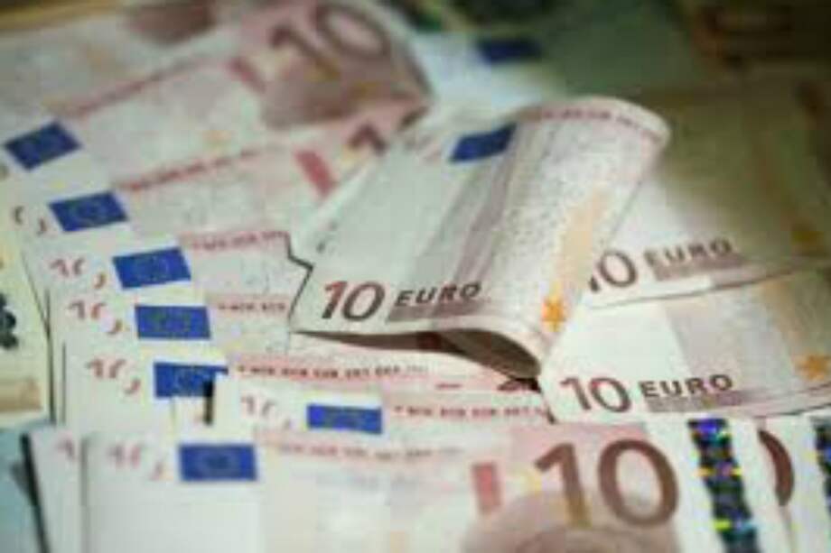 Unión Europea estudia impuesto a las transacciones financieras