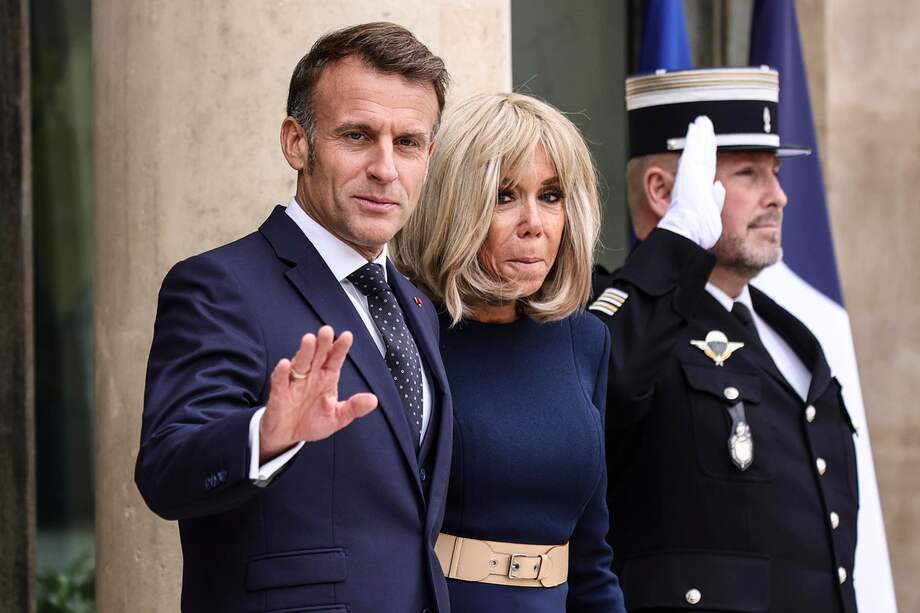 El presidente francés, Emmanuel Macron, y su esposa, Brigitte Macron.