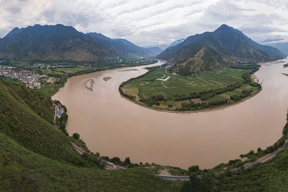 El río Yangtsé es el más largo de China y Asia y el tercero más largo del mundo, por detrás del Amazonas y el Nilo.