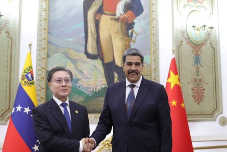 Venezuela lanzará un satélite con cooperación de China para tener 5G, dice Maduro