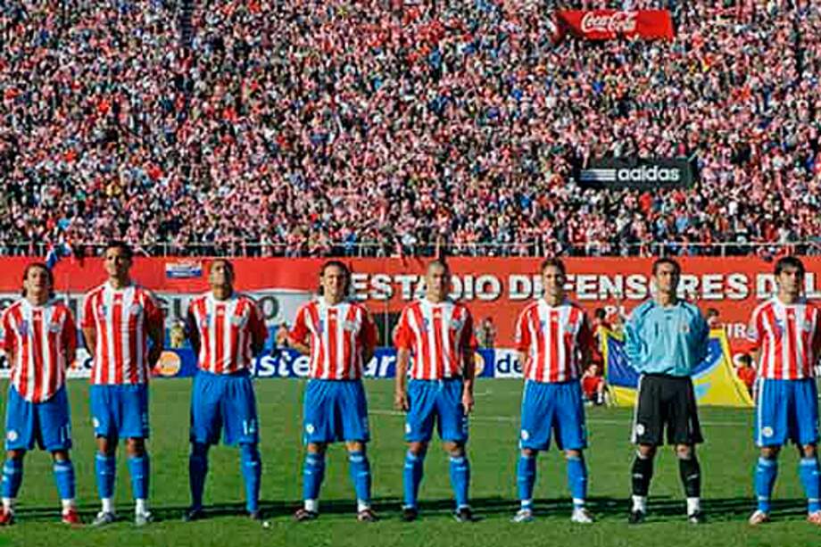 Paraguay llama a 28 'albirrojos' para encuentros ante Uruguay y Ecuador