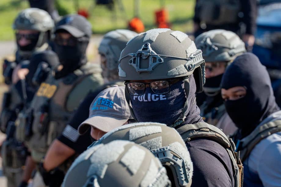 Imagen de referencia de Agentes del Servicio de Inmigración y Control de Aduanas (ICE) en Nueva Jersey (EE.UU.).