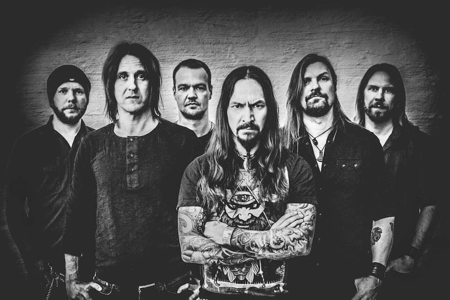 La banda, creada en la ciudad de Helsinki en 1990, originalmente tocaba death metal, una corriente extrema, con acordes de guitarra agresivos, baterías veloces y una vocal gutural.