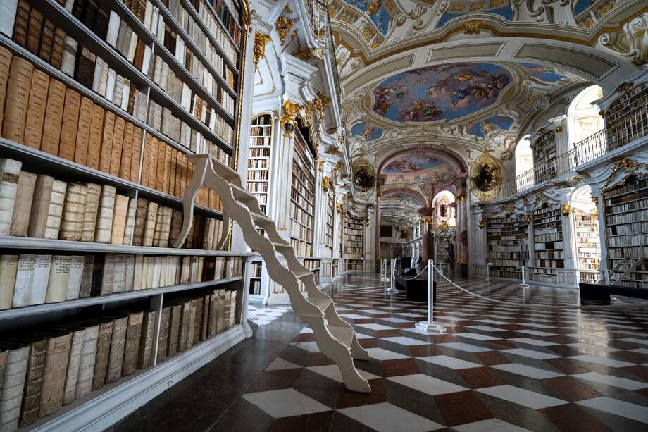 La biblioteca de la abadía benedictina en Admont, Austria, el 6 de diciembre de 2022.