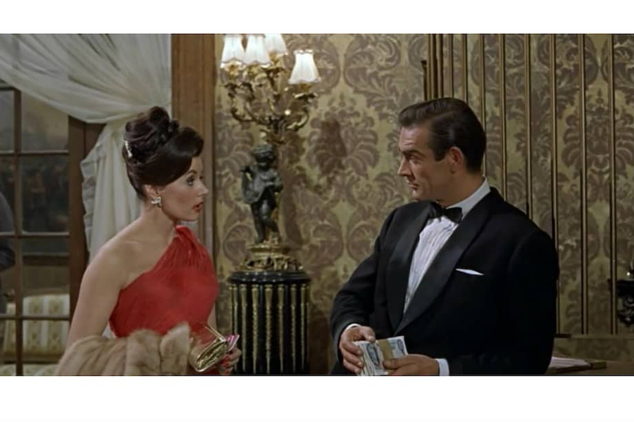 Eunice Gayson y Sean Connery en "Dr. No". (1962) / Tomada de Imdb.com