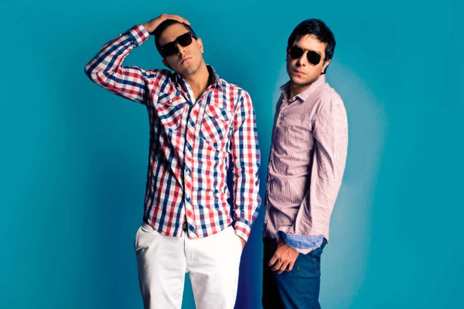 Los músicos Cali y El Dandee.