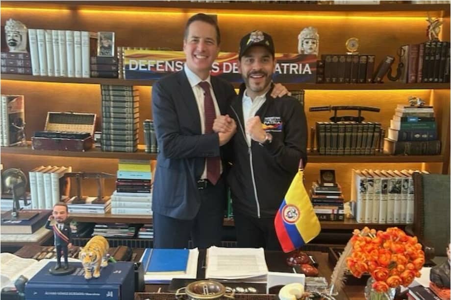 El senador republicano Bernie Moreno y el presidente electo de Colombia, Abelardo De la Espriella.