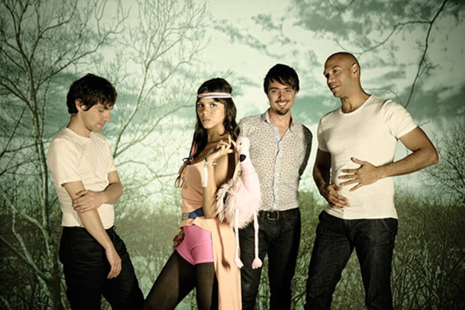 Concierto "Bosque" de Bomba Estéreo en el Teatro Mayor Julio Mario Santo Domingo