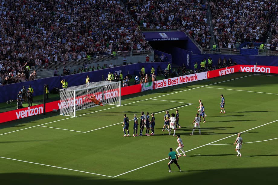 Malik Tillman anota el gol de la clasificación para Estados Unidos, el cual se medirá a Bélgica en los octavos de final de la Copa Mundial de la FIFA 2026.