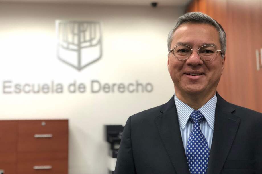 Espinosa es abogado y doctor en Derecho de la Universidad Alfonso X El Sabio de Madrid (España). Tiene una trayectoria académica de más de 30 años como jurista. / Cortesía Universidad Sergio Arboleda.