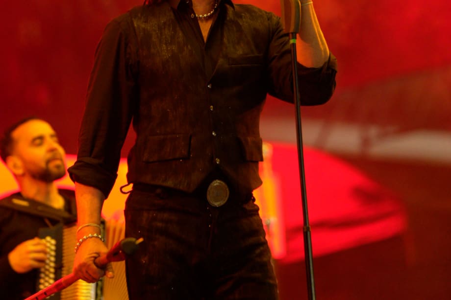 "No sé si ya me dejan ponerme los mochos, pero no van a encontrar con el mismo ánimo, con el mismo amor, con la misma alegría de verlos".