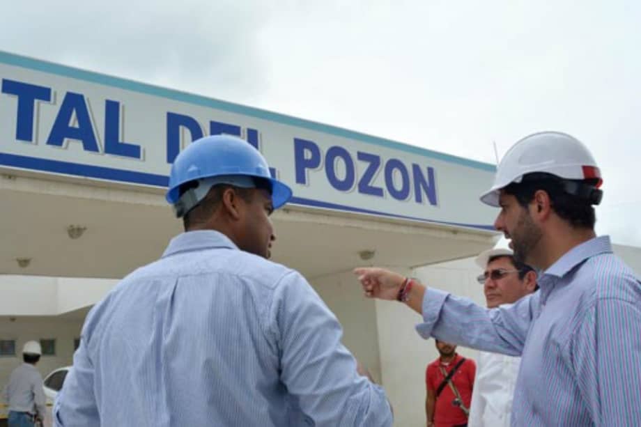 El Alcalde de Cartagena anunció los beneficios del centro de rehabilitación mientras recorría las obras de Hospitales, CAP Y UPA. / Foto: Dadis.