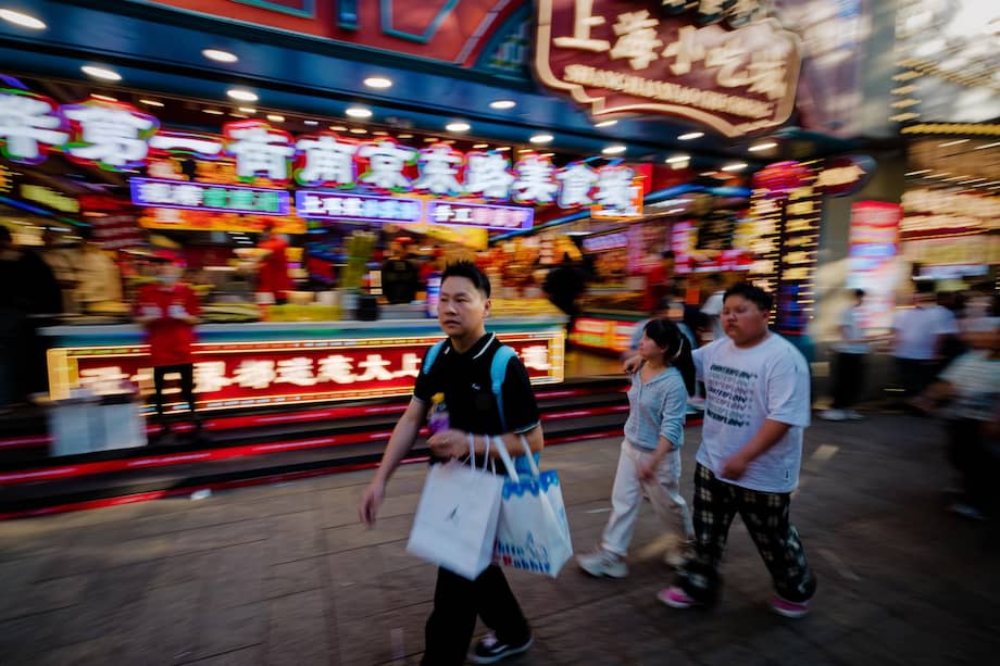 Imagen de una de las zonas comerciales de Shanghái, China. Imagen de referencia.