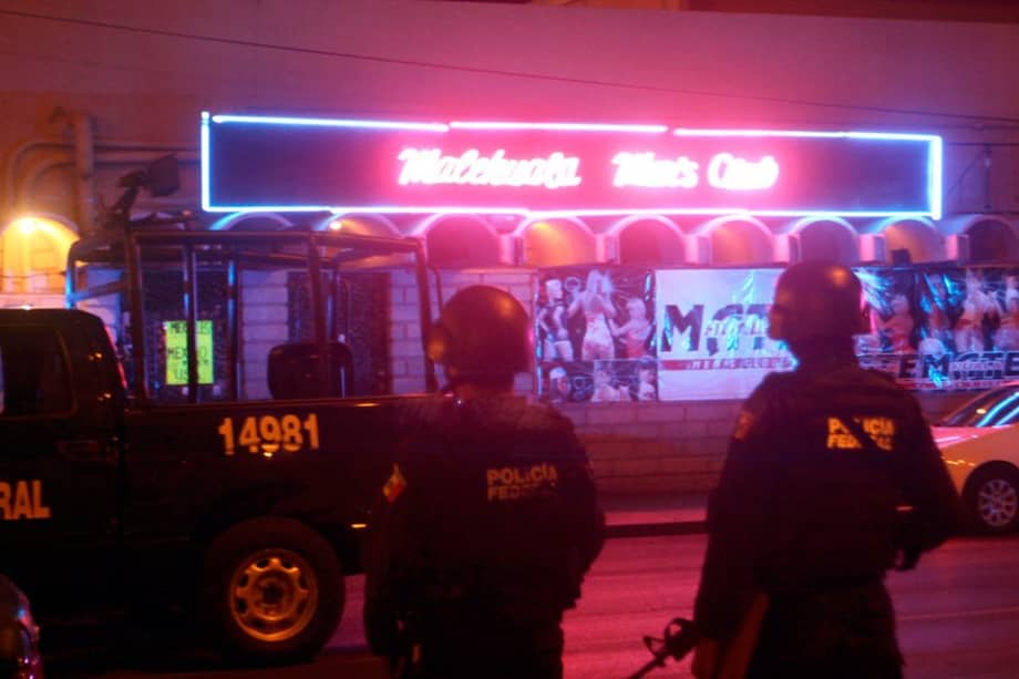 En este bar de Monterrey, al parecer miembros del cartel del Golfo, causaron la muerte de 10 personas. Foto: EFE
