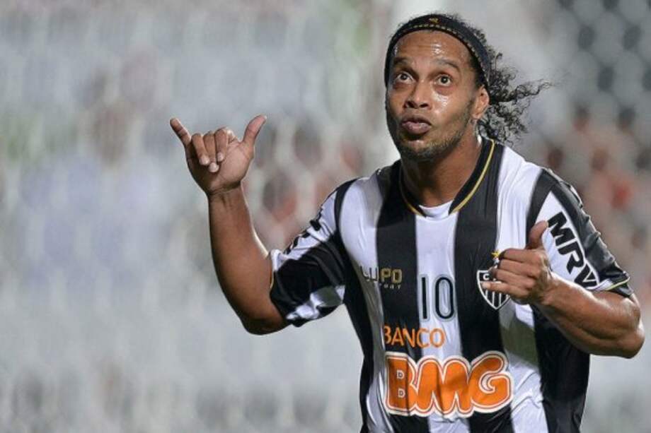 Ronaldinho Gaúcho fue fichado por Querétaro de México