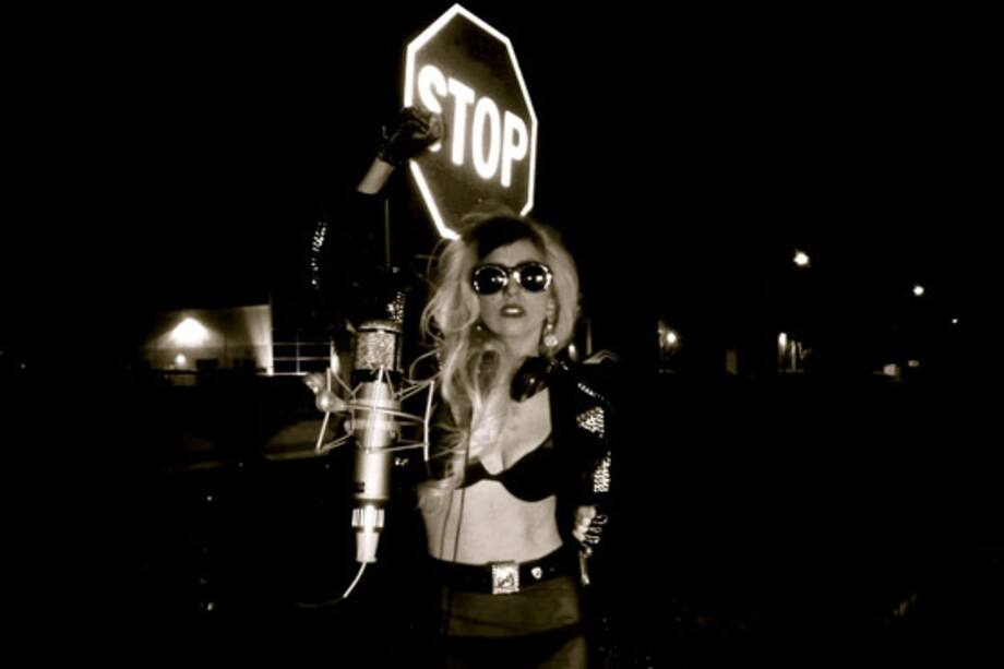 Lady Gaga, acusada de promover la anorexia