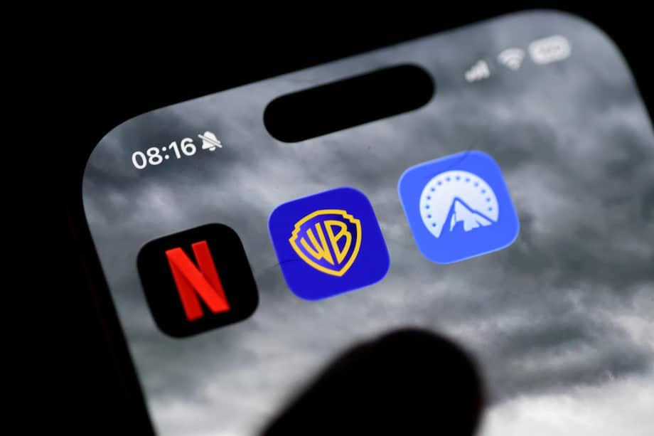 Warner Bros. dijo a los inversores el martes que todavía tiene un acuerdo con Netflix y que los accionistas no deberían tomar ninguna medida en este momento.