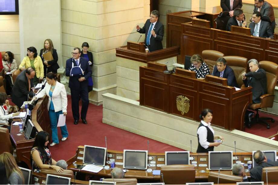 El ministro de Hacienda, Mauricio Cárdenas, en las comisiones económicas del Congreso. / Minhacienda