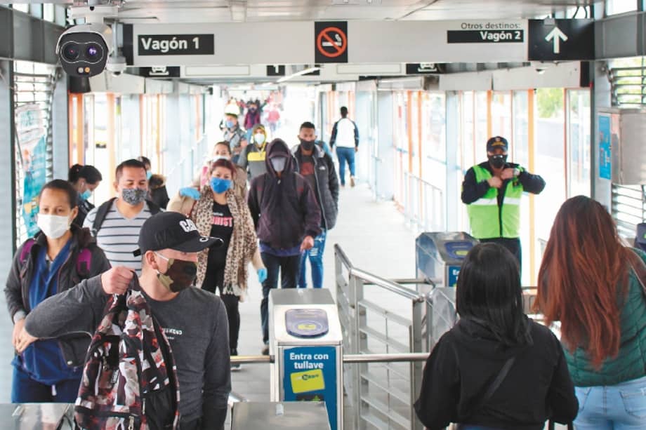 Cambios en las paradas de las estaciones San Diego y San Victorino